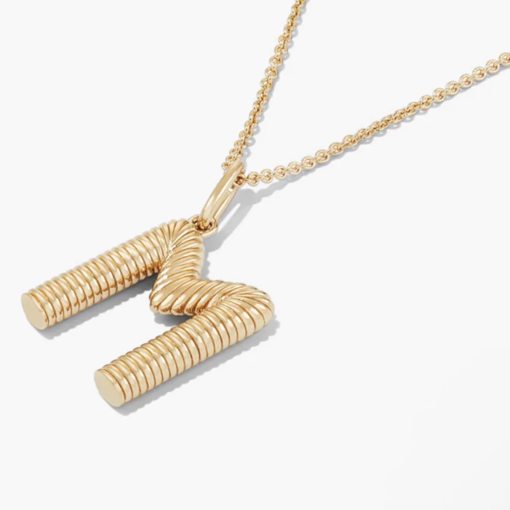 Mejuri M necklace